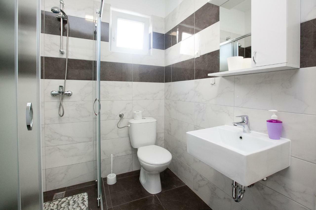 1 Apartman *