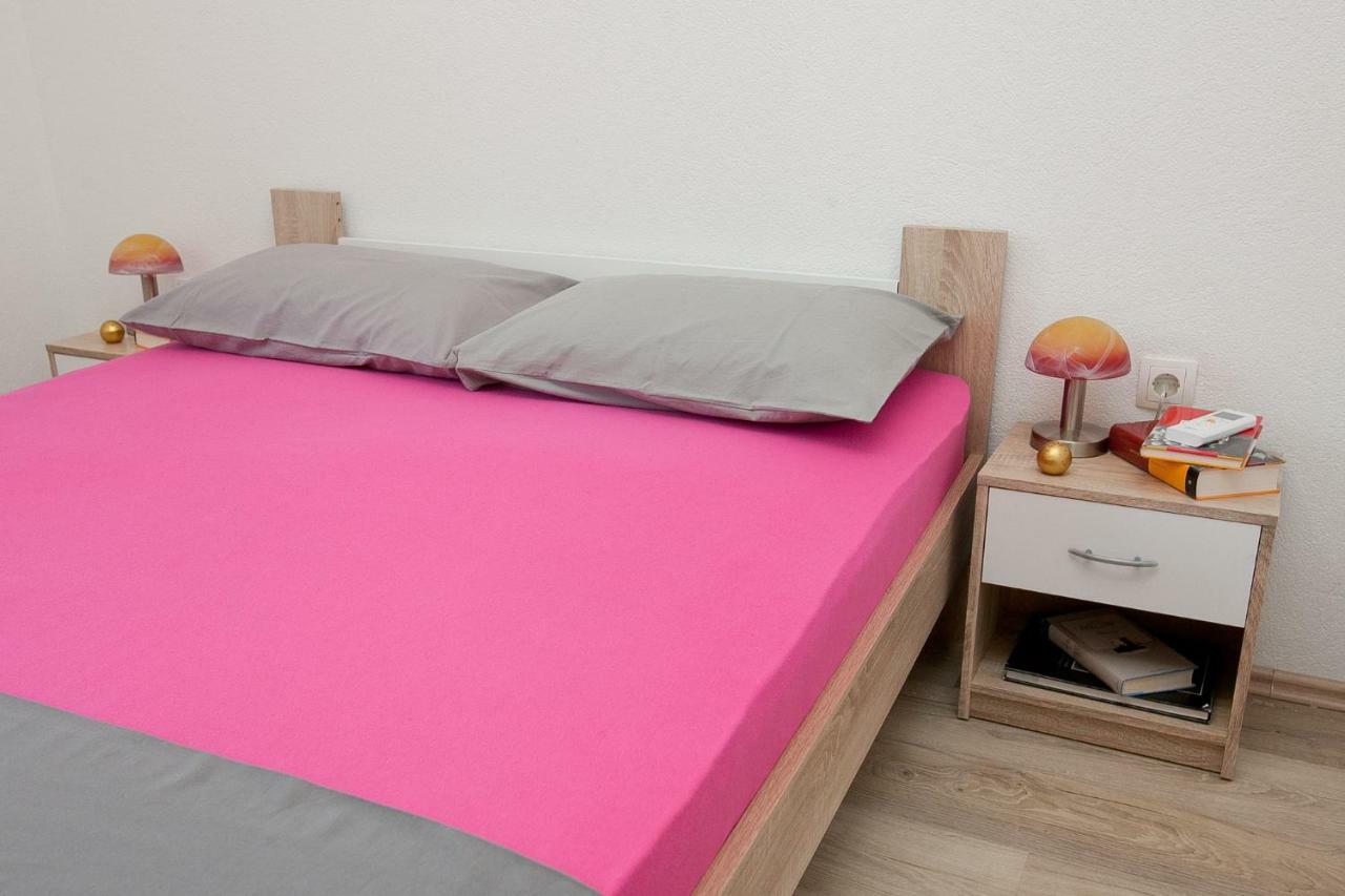 1 Apartman *